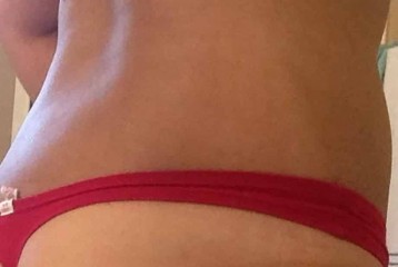 belle femme Corse du Sud 