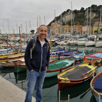 Homme avec petite cul de Lyon cherche rencontre