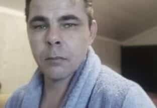 Homme d'Angoulême pose son annonce de rencontre Éphémère