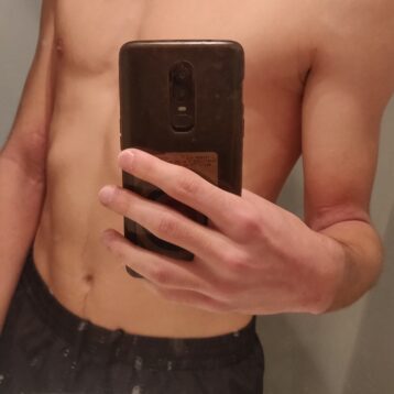 Jeune homme cherche plans coquins sans lendemain et soirées à Bordeaux