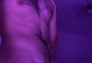 Jeune homme soumis cherche dominatrice discrète pour initiation à Strasbourg