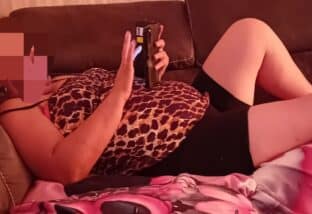 Femme aux jolies formes cherche rencontre intense et moments coquins à Decize