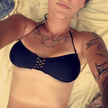 Femme à Lille cherchant une rencontre sexe avec homme endurant et sans tabou